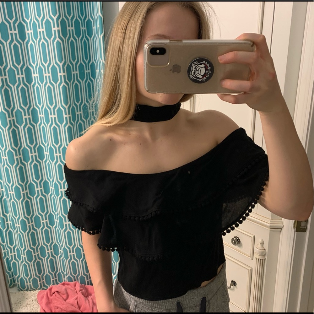 Black crop top